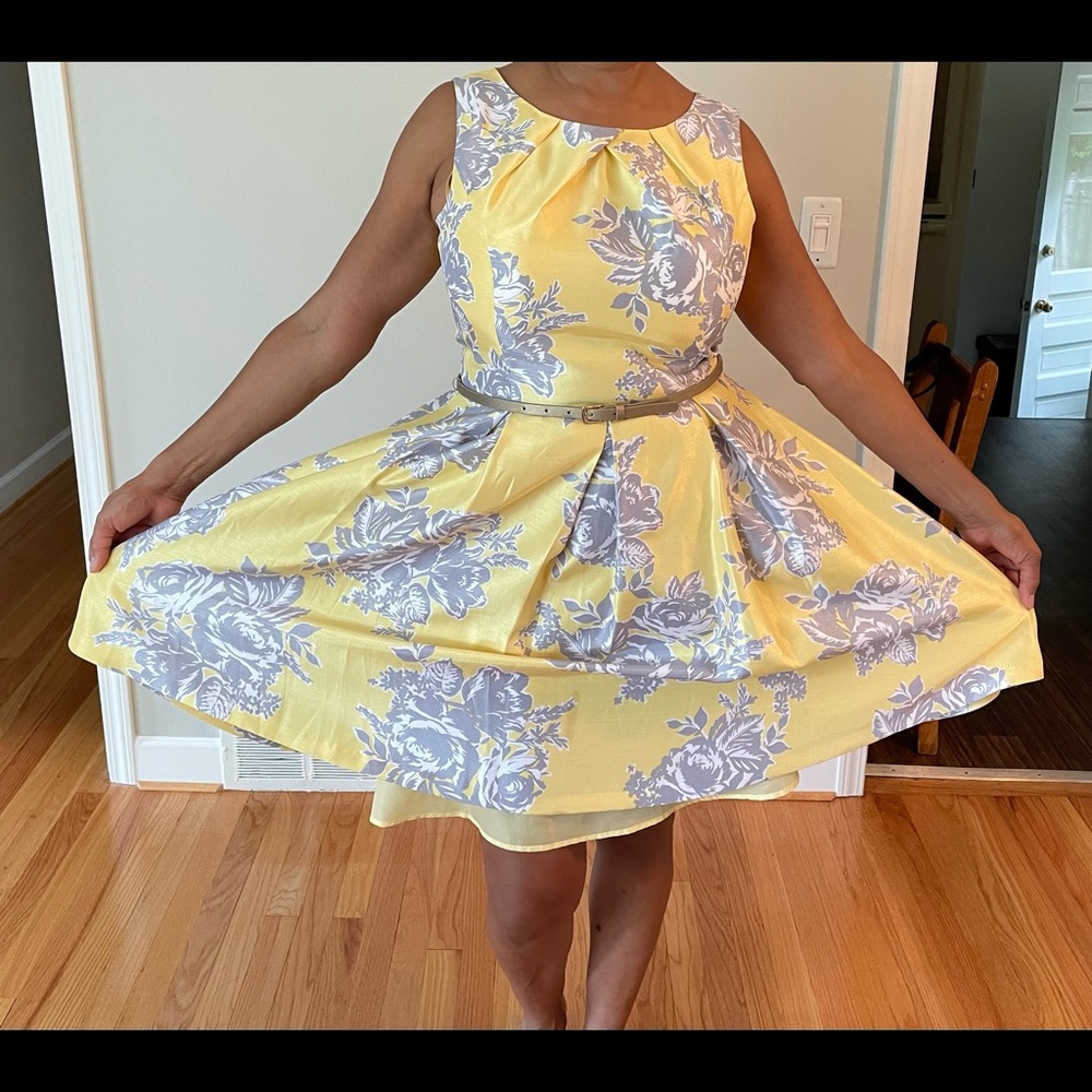 Jessica Howard sleeveless yellow and gray summer dress. Size 14